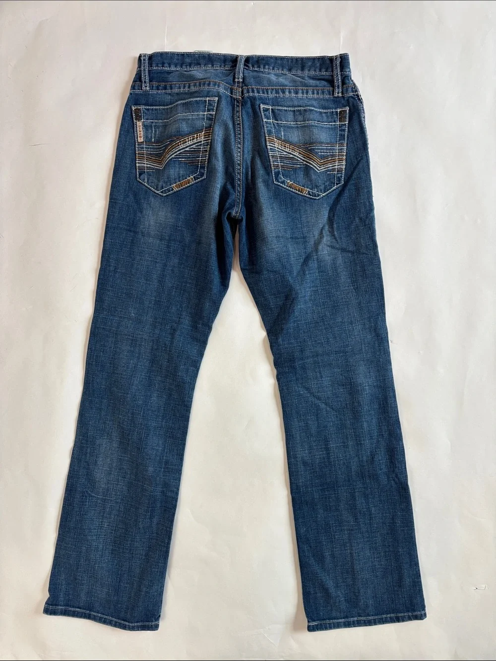 Cinch Ian Straight-Leg Jeans in Medium Blue Wash